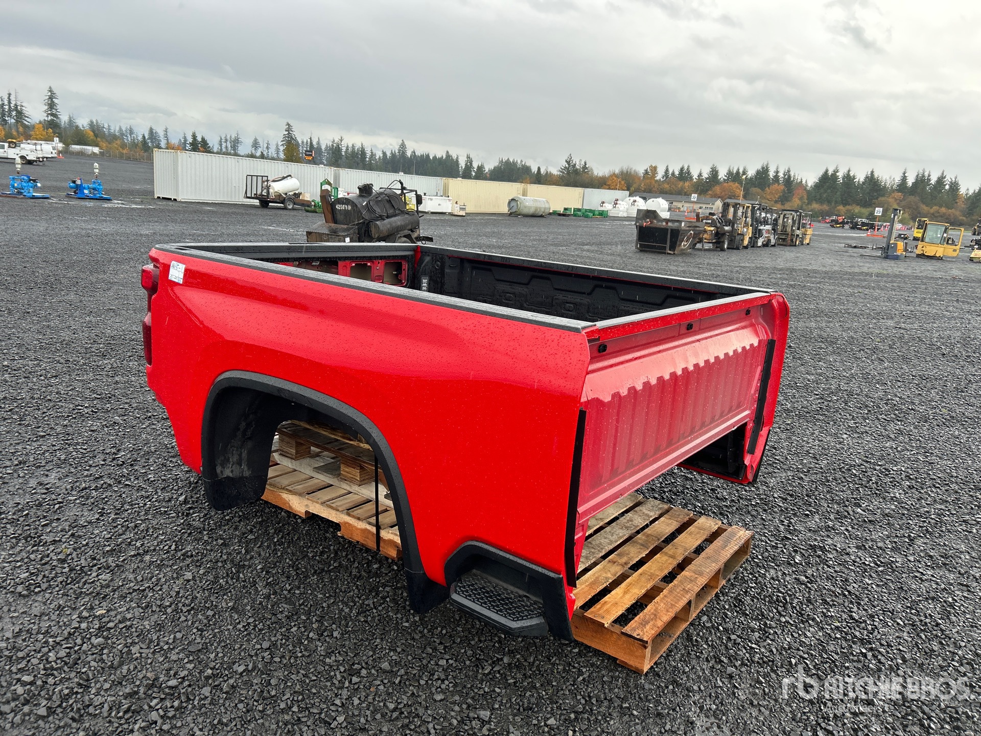 General Appearance with Picture, Right Front Corner