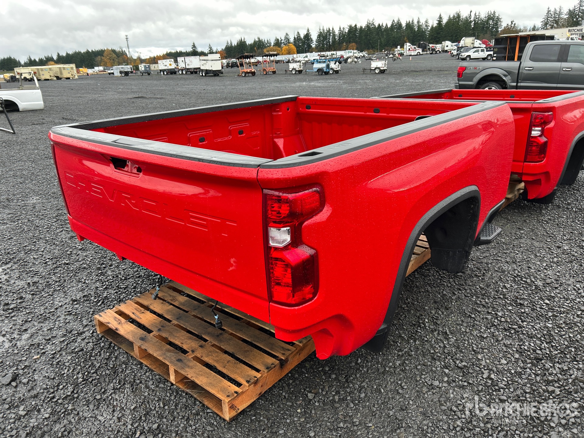 General Appearance with Picture, Right Rear Corner