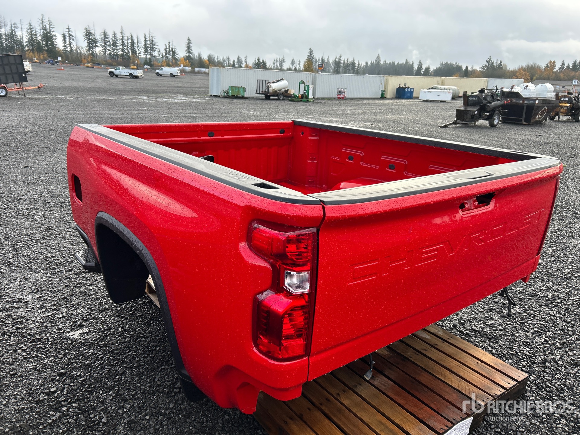 General Appearance with Picture, Right Rear Corner