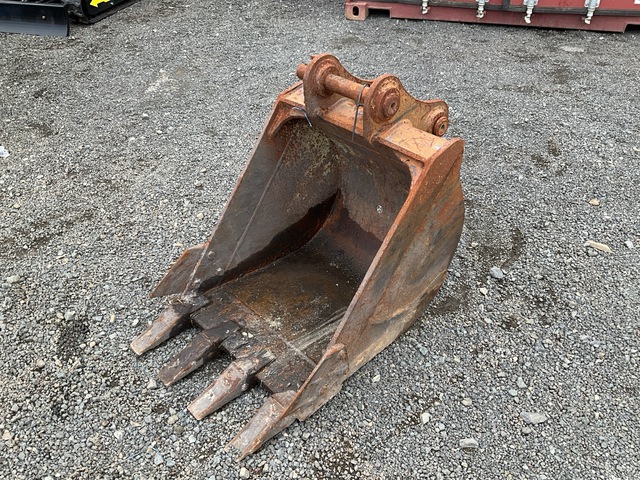 600 mm Q/C Digging Excavator Bucket - Fits 5.5 Ton