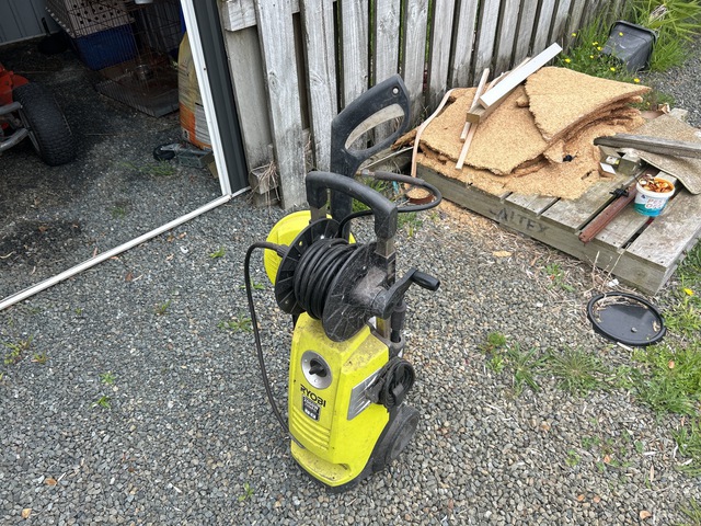 Ryobi RPW150-G 2200PSI Pressure Washer