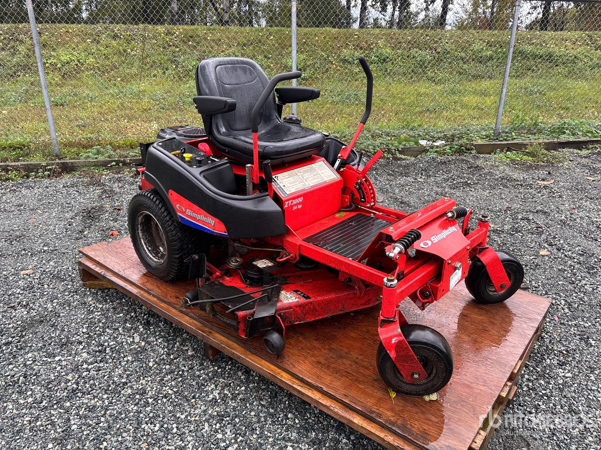General Appearance with Picture, Right Front Corner