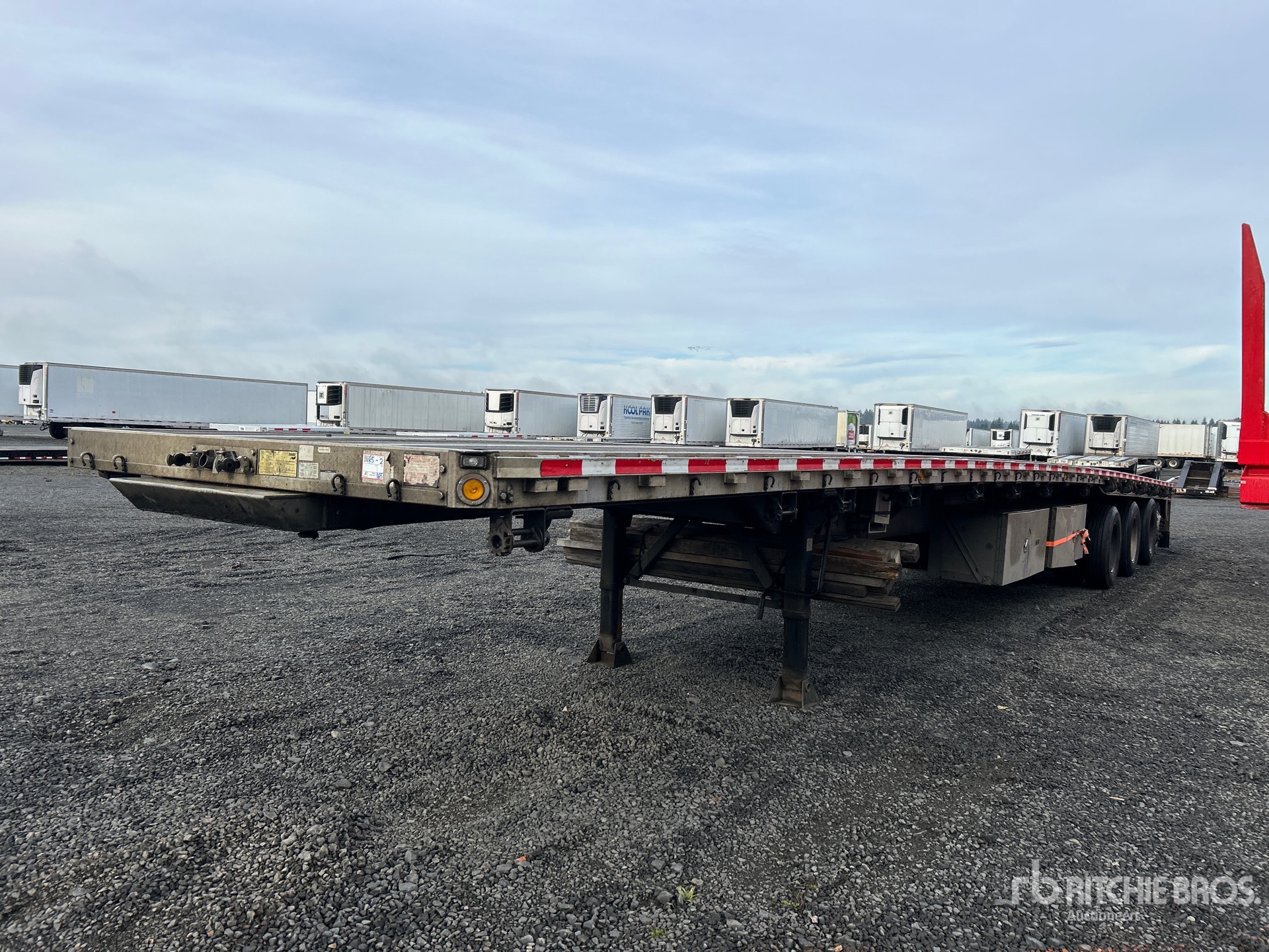 General Appearance with Featured Photo