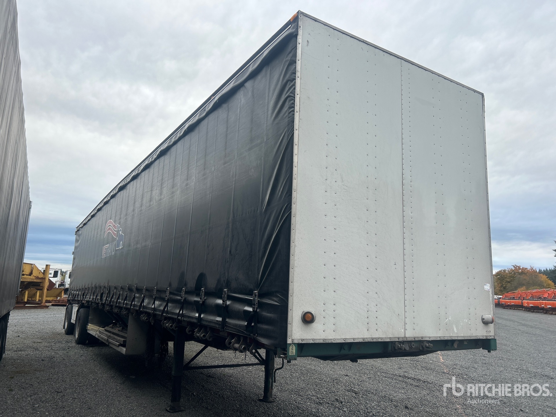 General Appearance with Bild, Ecke vorne rechts