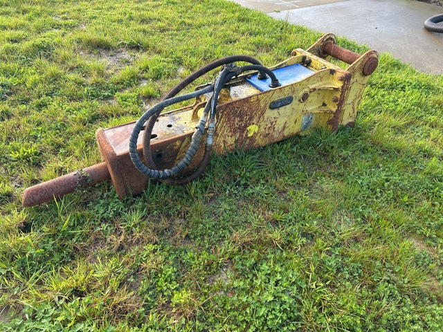 2017 Apex LX605 Q/C Hydraulic Breaker