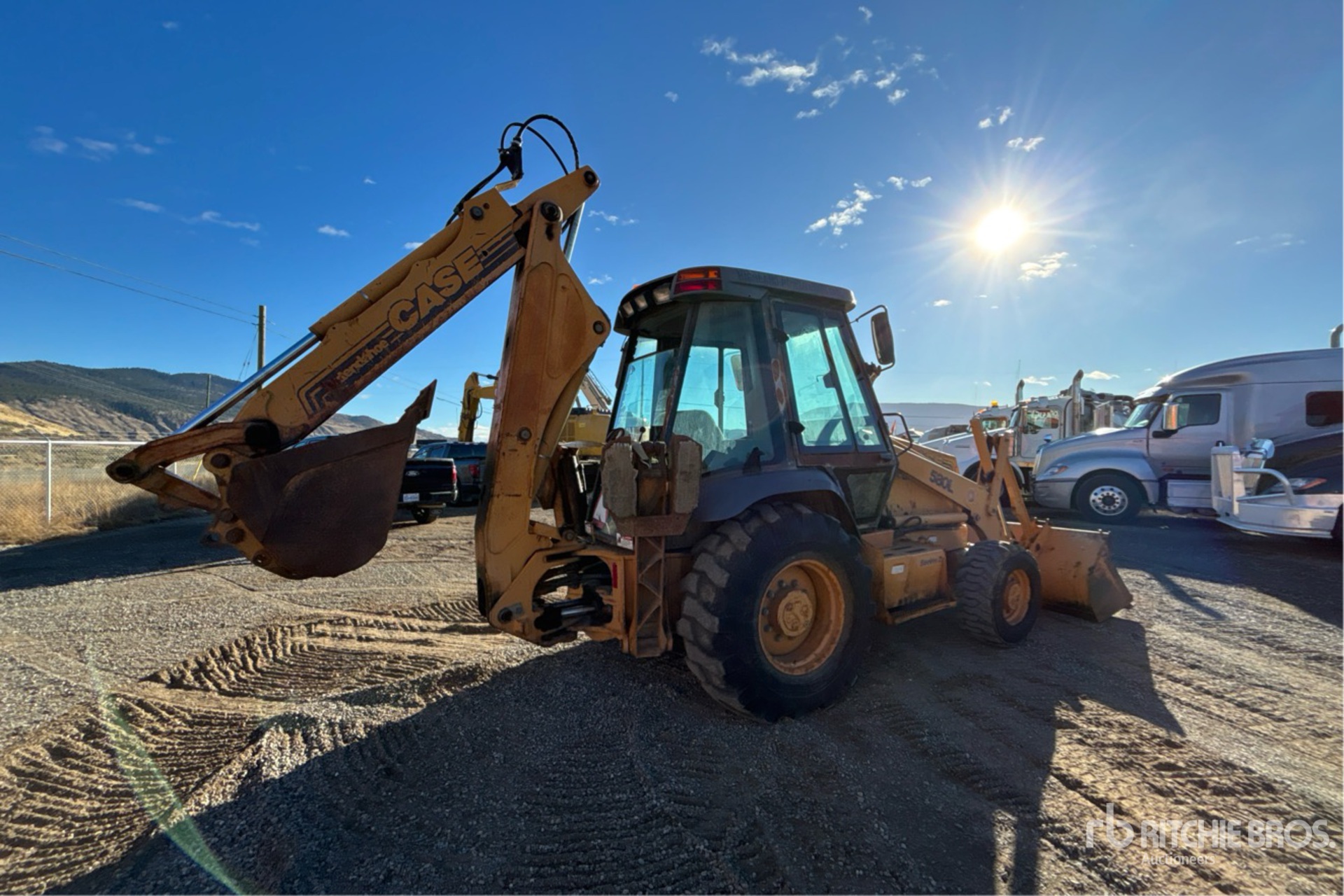 General Appearance with Picture, Right Rear Corner