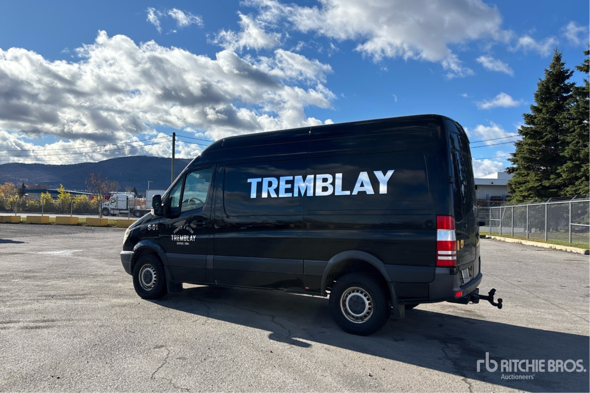 General Appearance with Image, coin arrière gauche