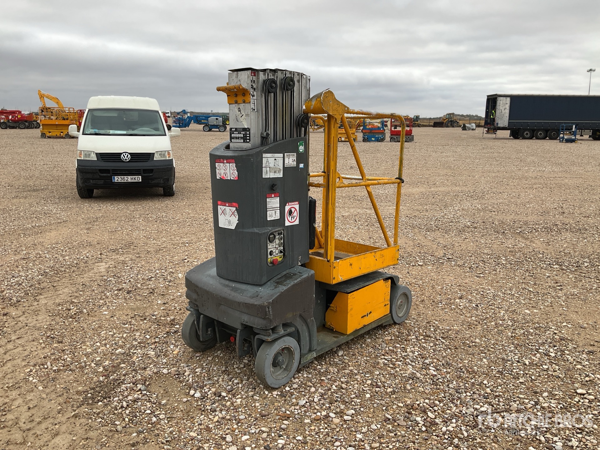 General Appearance with Image, coin arrière droit