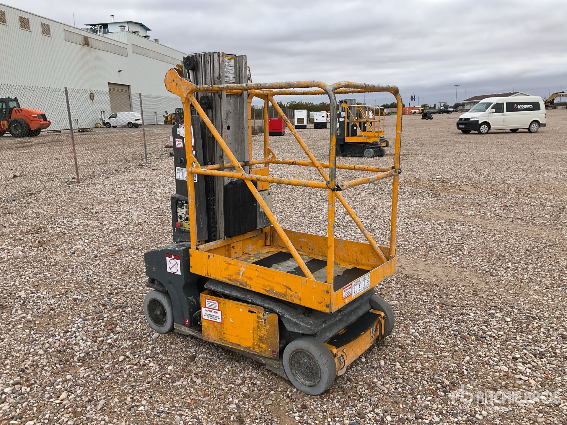 General Appearance with Picture, Right Front Corner