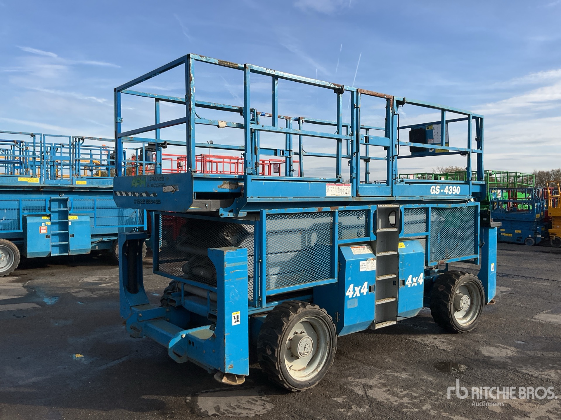 General Appearance with Picture, Right Rear Corner