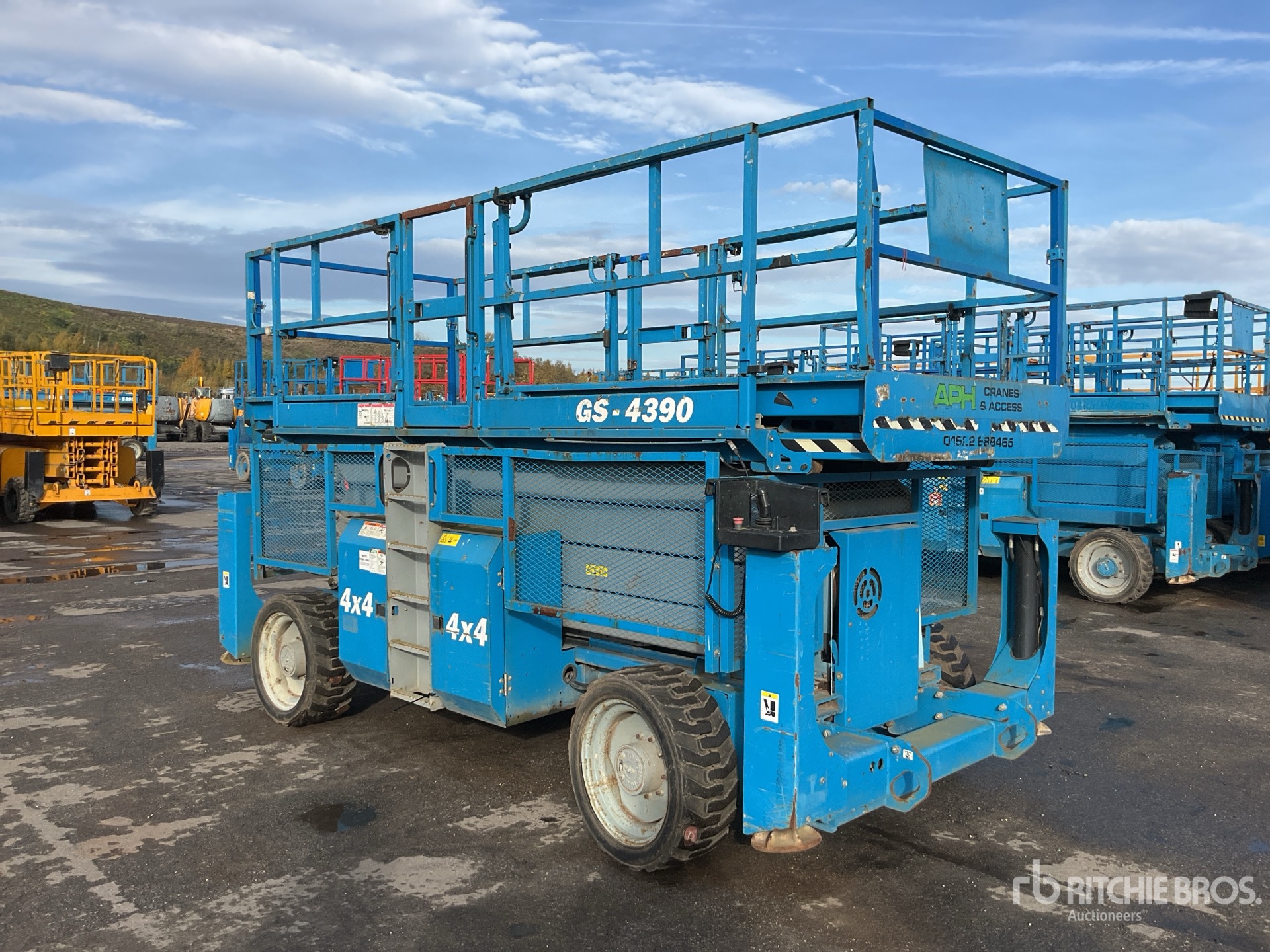 General Appearance with Picture, Right Front Corner