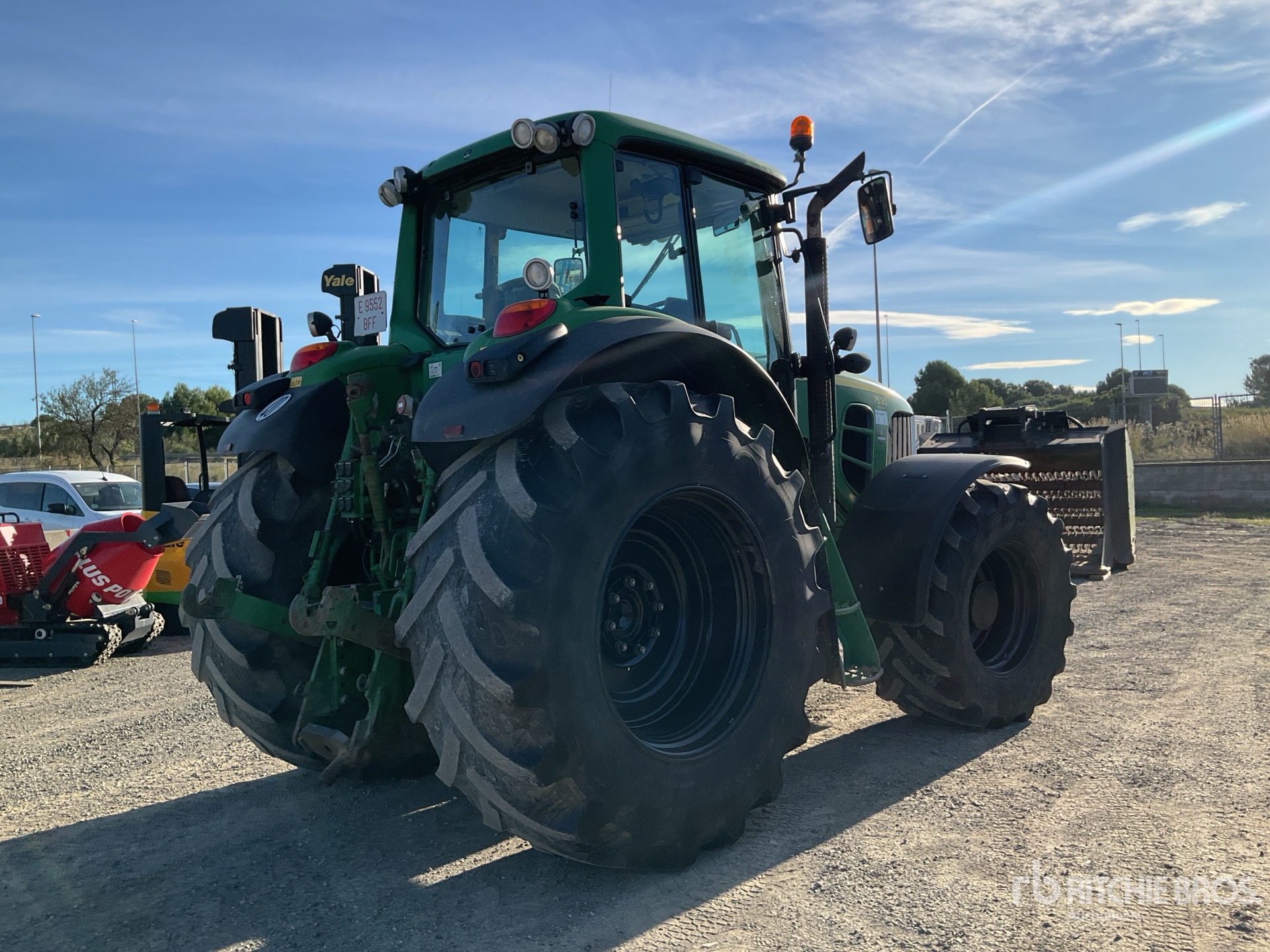 General Appearance with Imagen: esquina trasera derecha