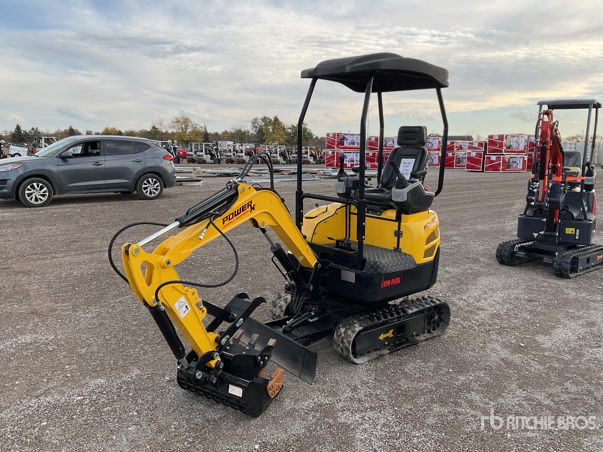 General Appearance with Picture, Left Front Corner