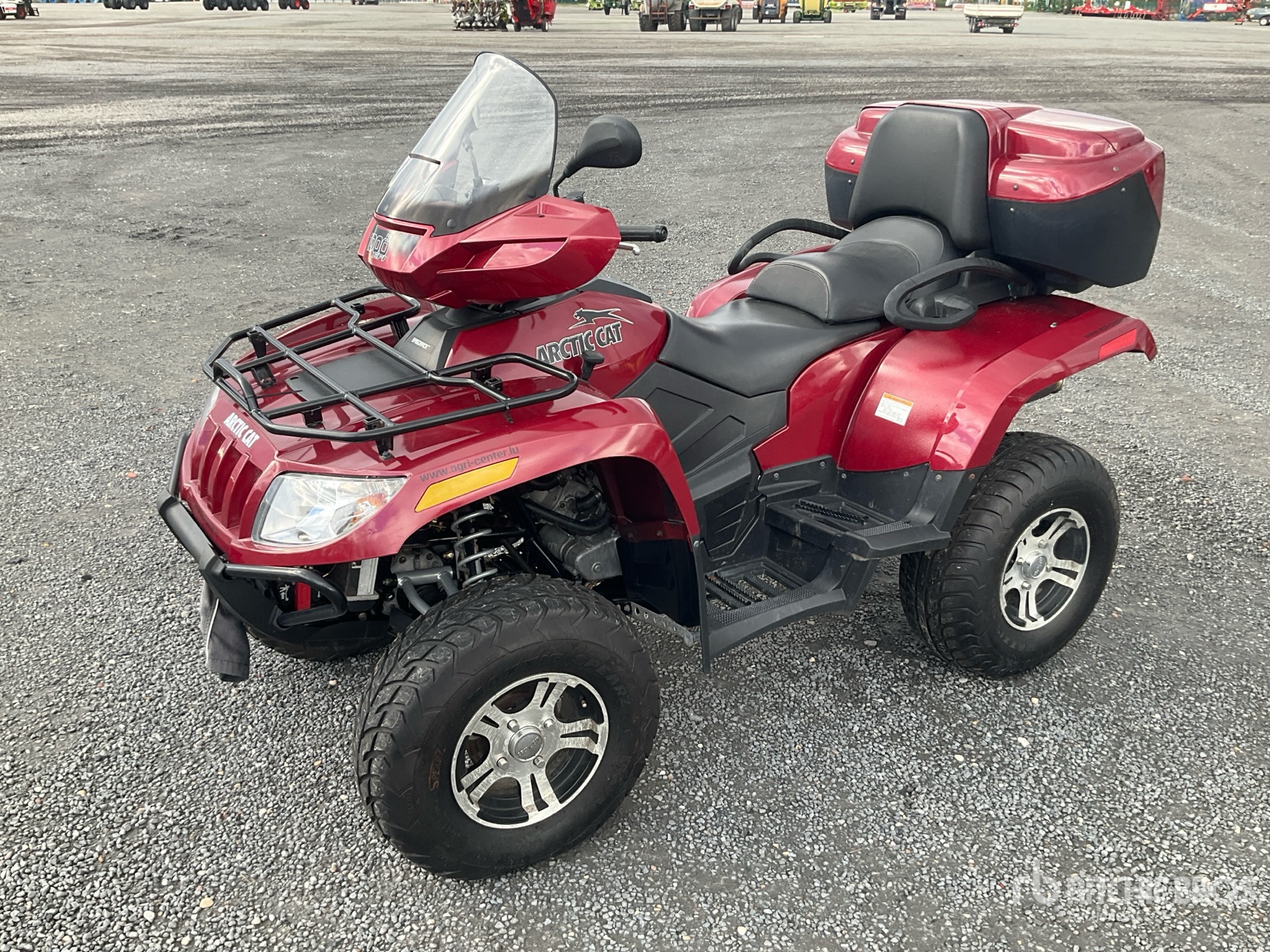 General Appearance with Picture, Left Front Corner