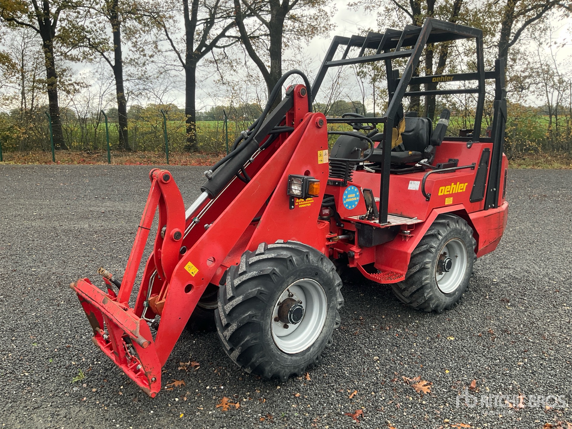 General Appearance with Picture, Left Front Corner