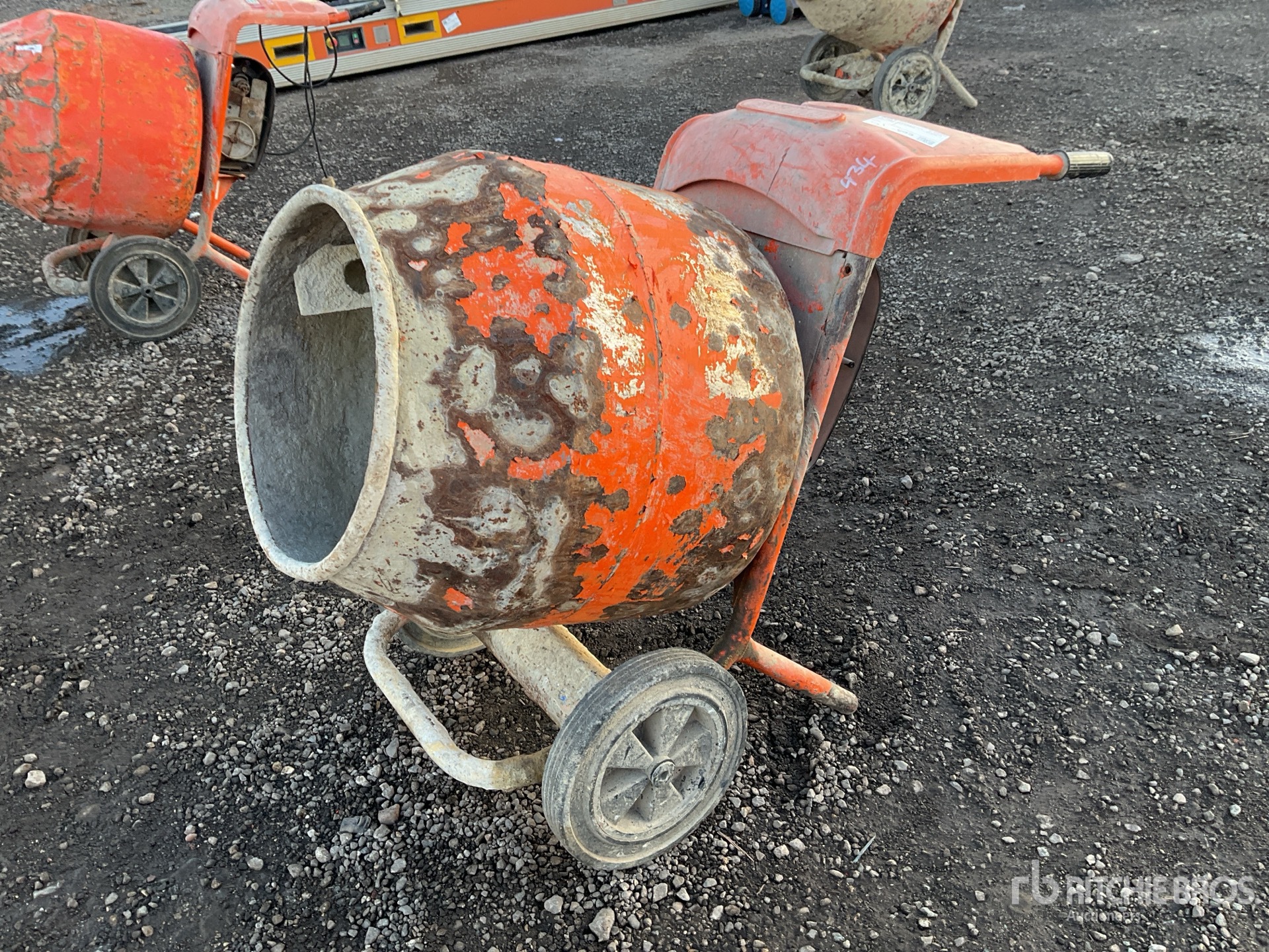 General Appearance with Picture, Right Rear Corner