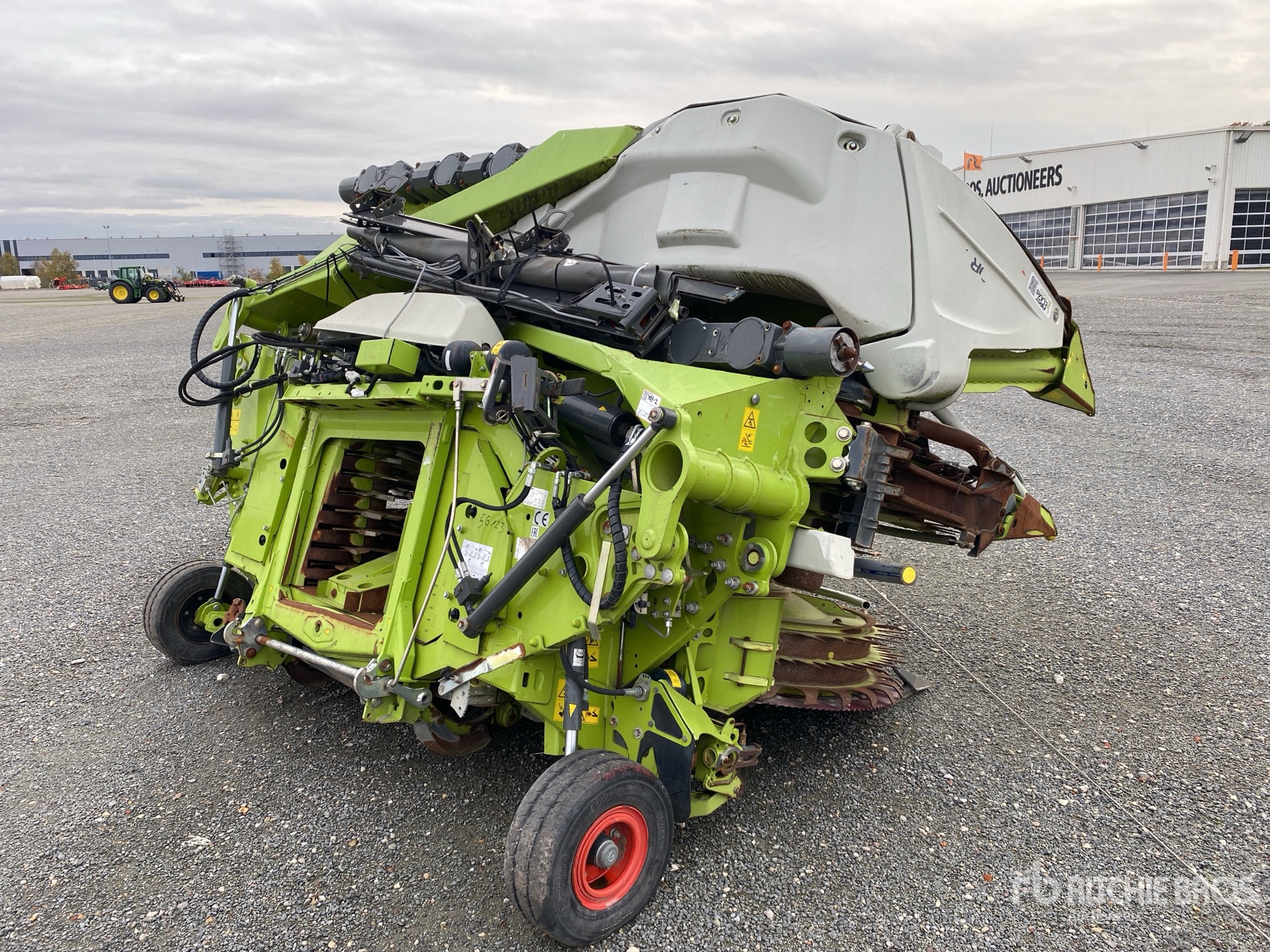 General Appearance with Picture, Right Rear Corner