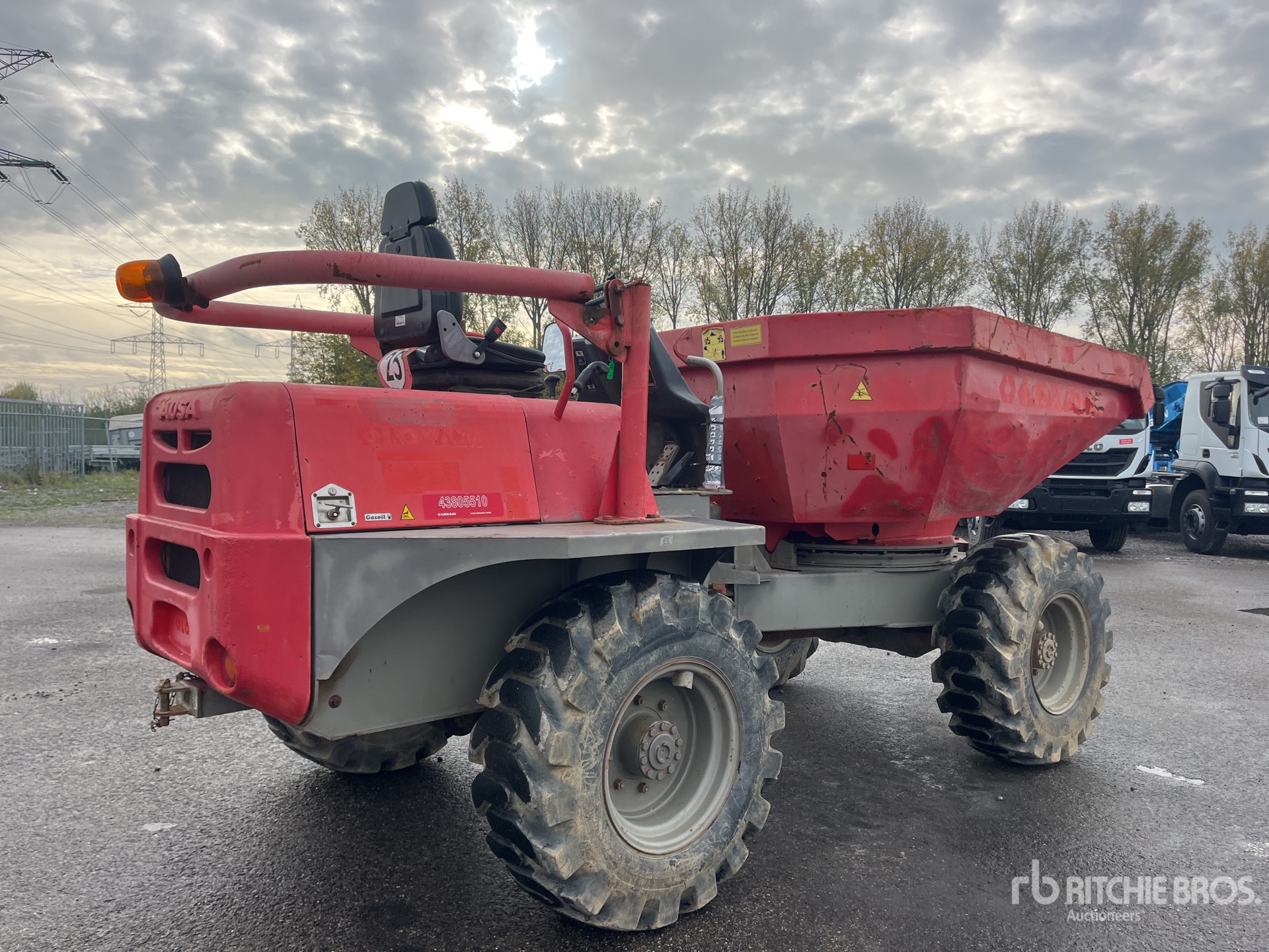 General Appearance with Picture, Right Rear Corner