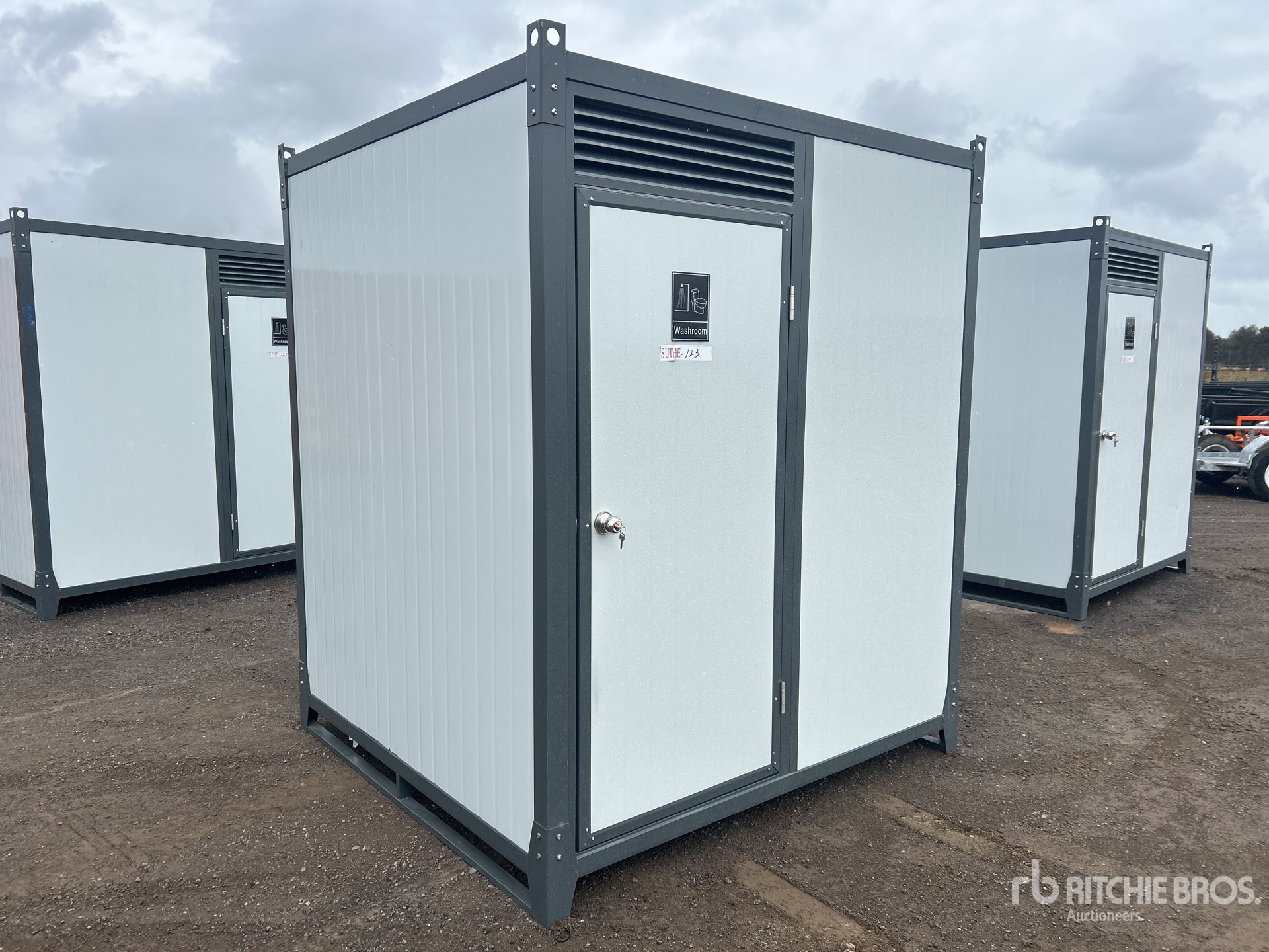 General Appearance with Picture, Right Front Corner