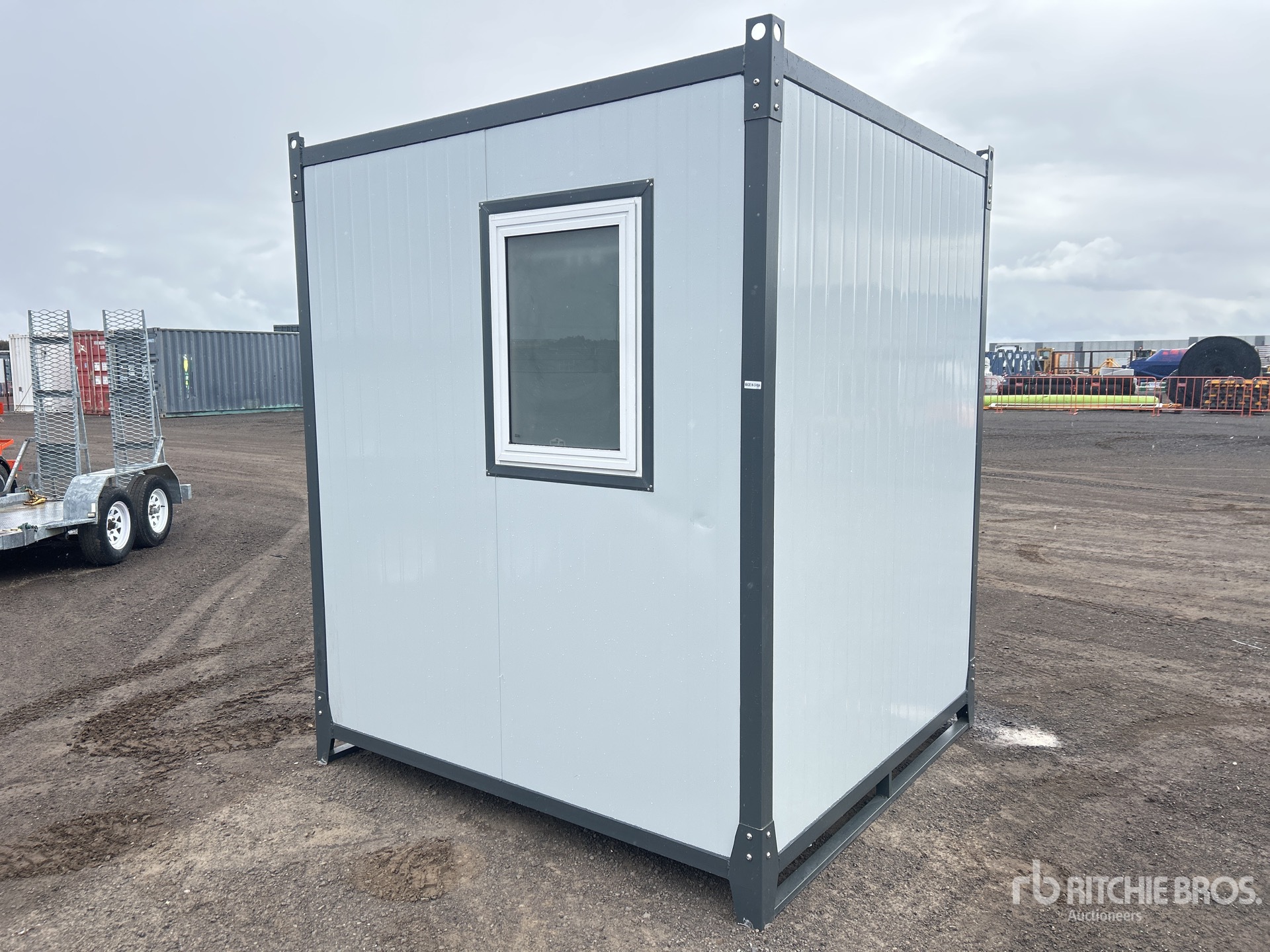 General Appearance with Picture, Right Rear Corner