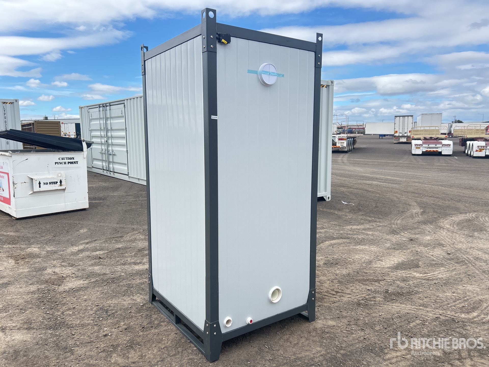 General Appearance with Image, coin arrière gauche