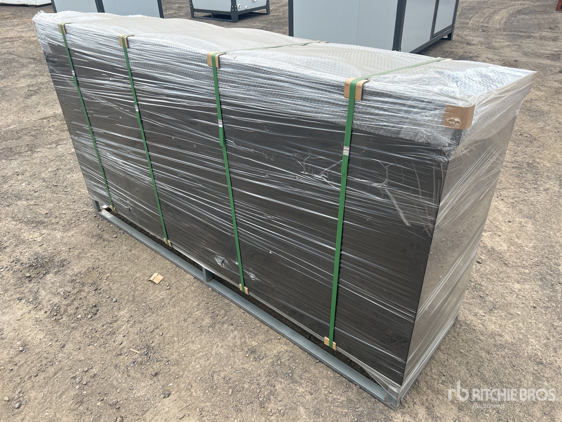 General Appearance with Bild, Ecke hinten rechts