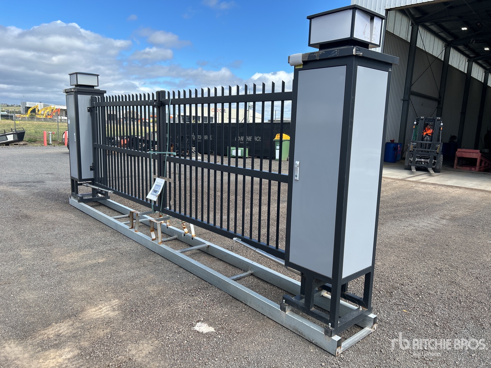 General Appearance with Picture, Left Front Corner