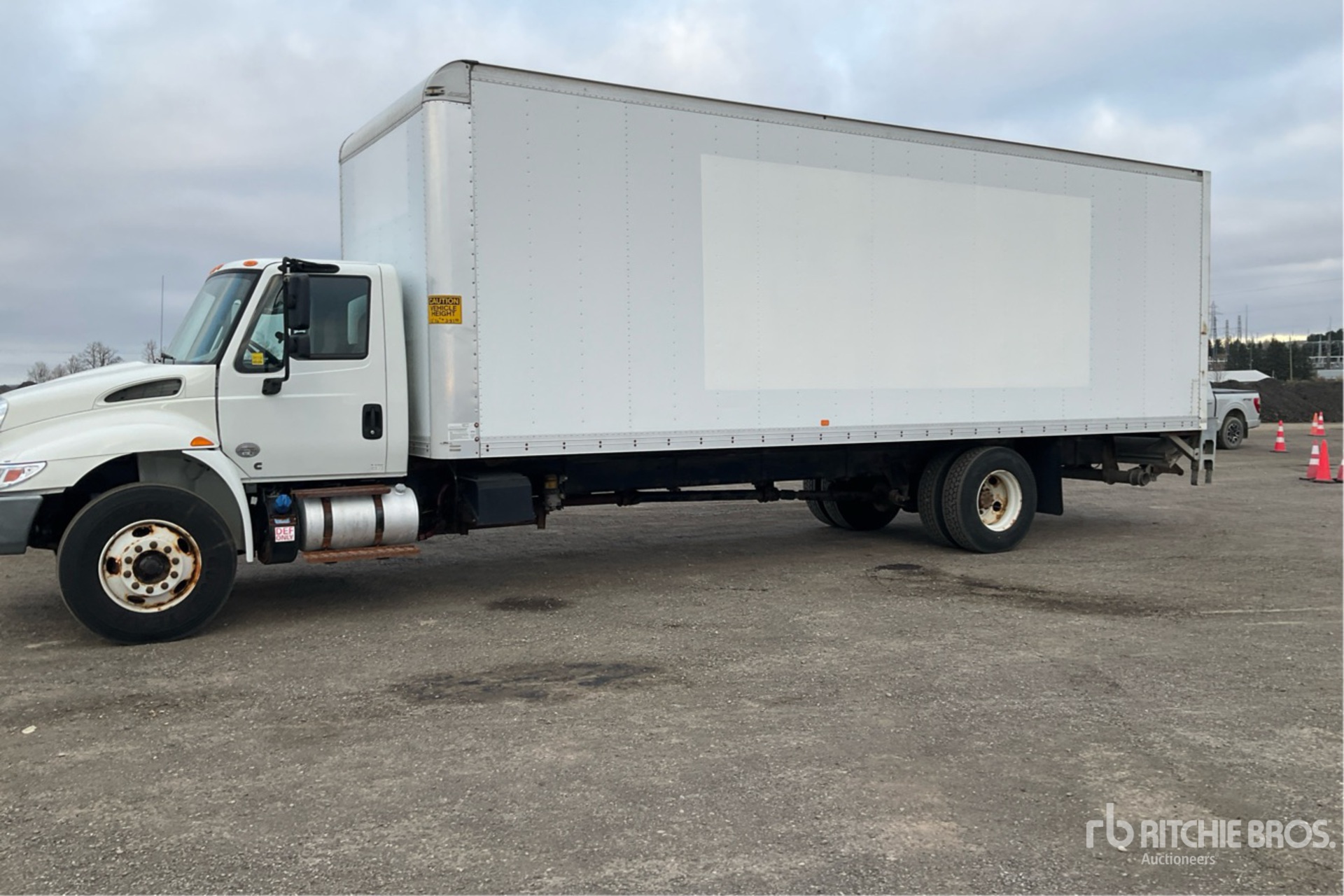 General Appearance with Picture, Left Front Corner