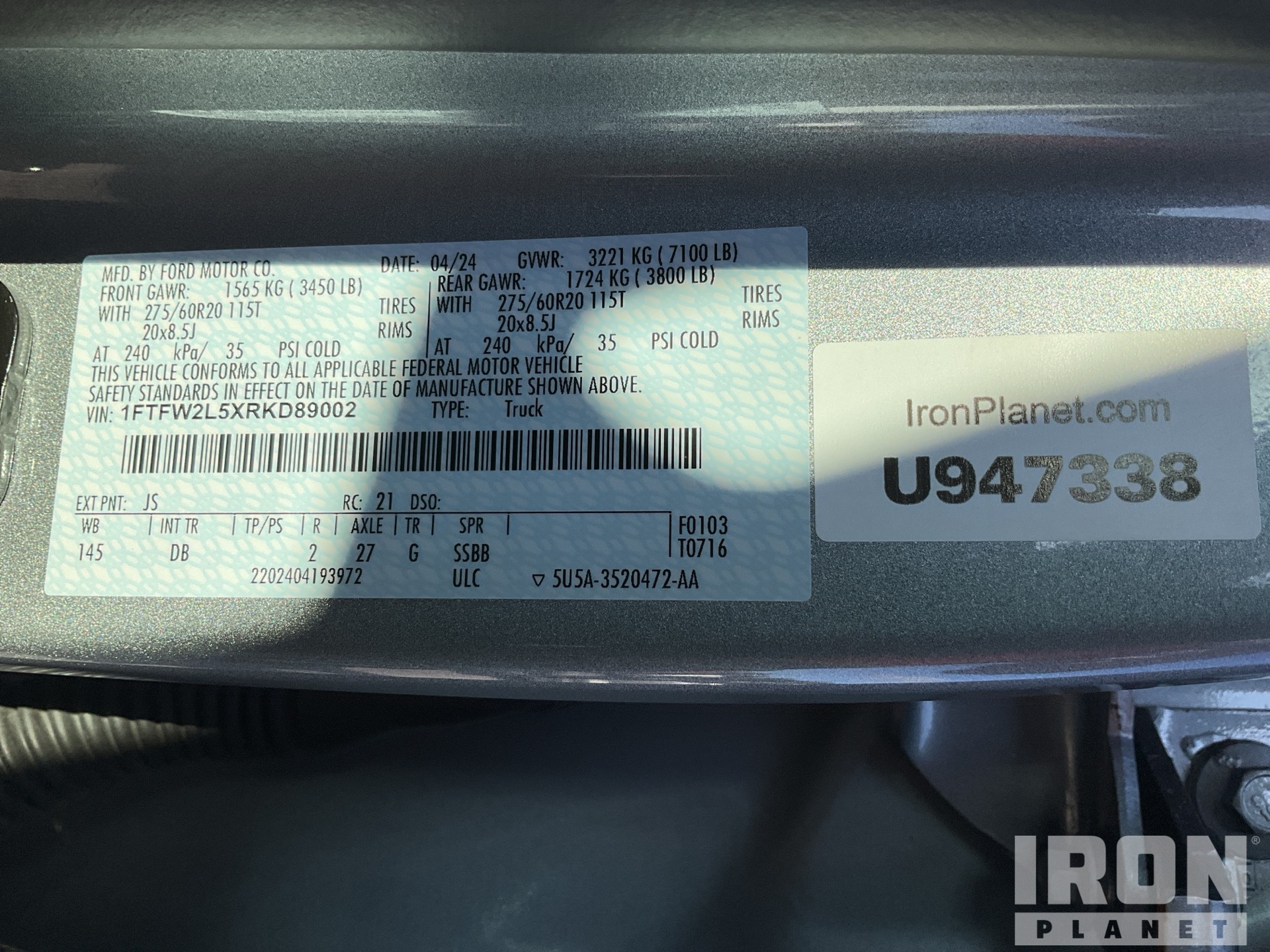 General Appearance with Serial Number / VIN