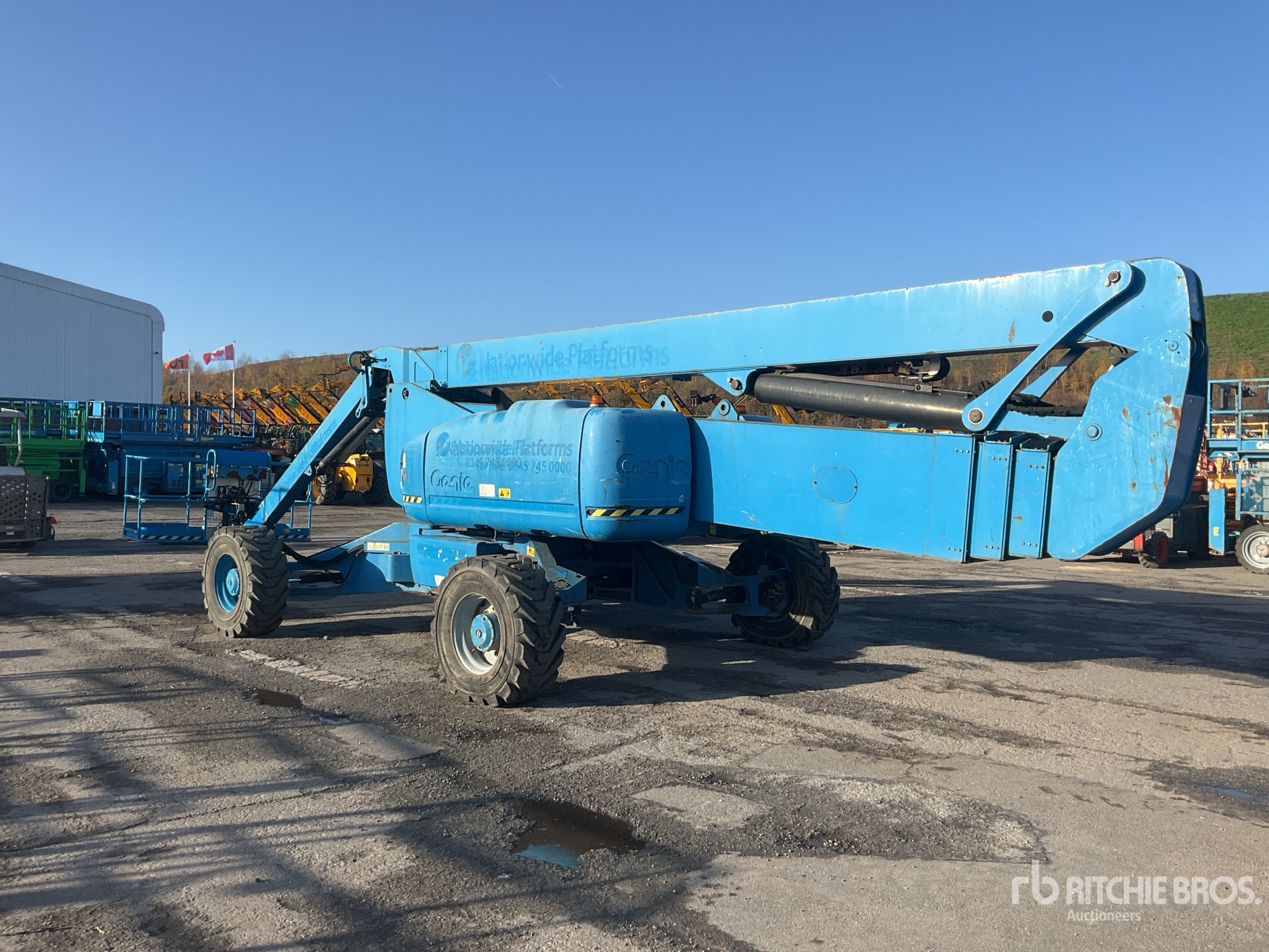 General Appearance with Bild, Ecke hinten links