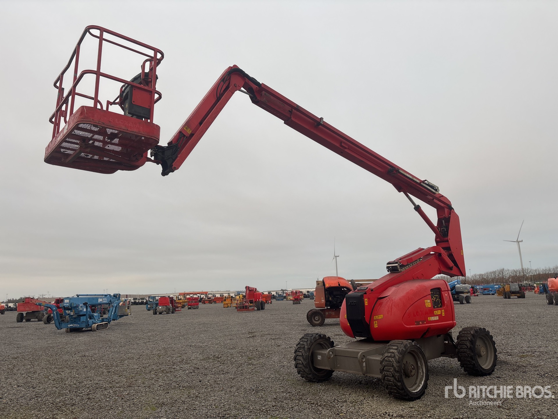 General Appearance with Picture, Right Rear Corner