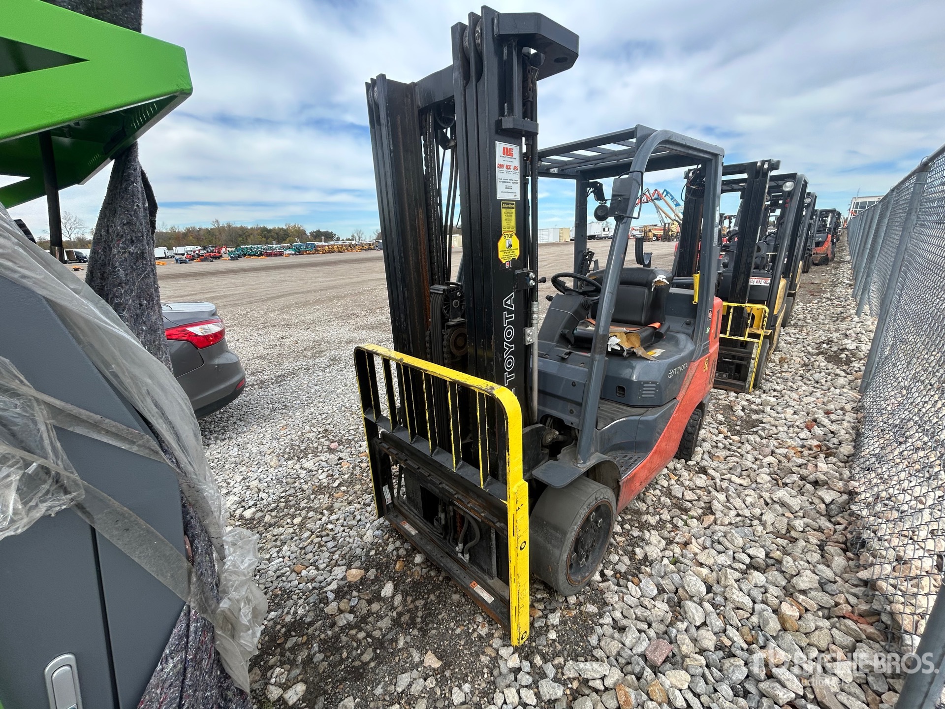 General Appearance with Image, coin avant gauche