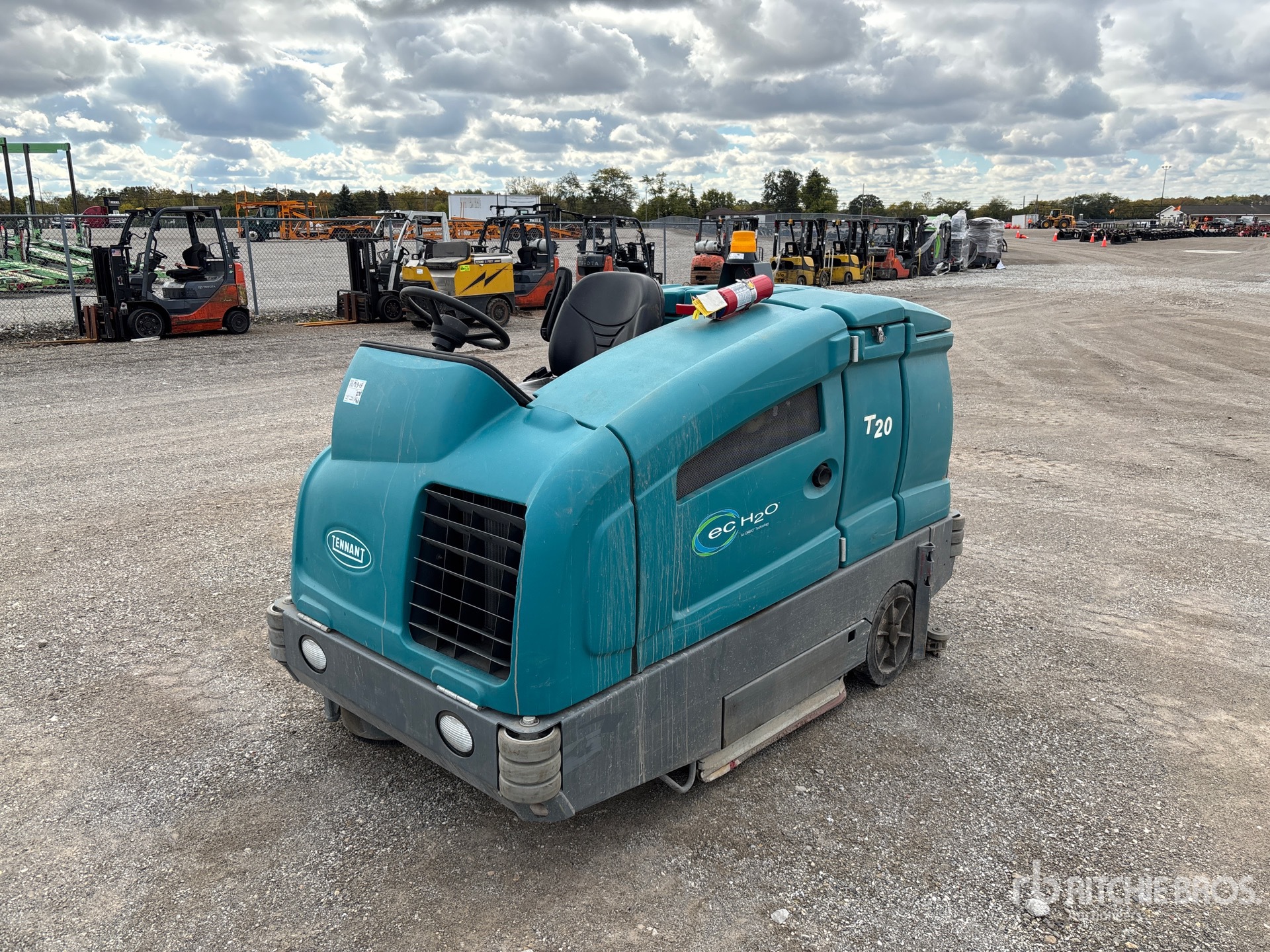 Aspect général with Image, coin avant gauche