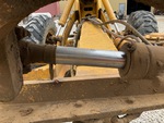 Hydraulics with Saddle Positioning Cylinder