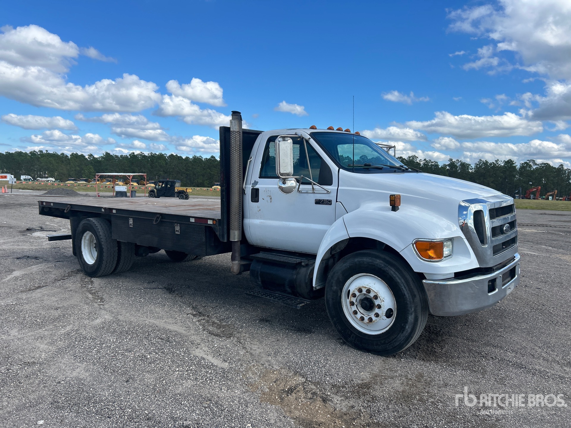 Aspect général with Image, coin avant droit