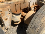 Underbody with Non-Driven Drop Axle (1)