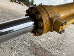 Hydraulics with Bucket Cylinder
