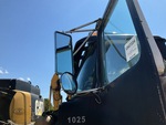 Cab with Mirrors