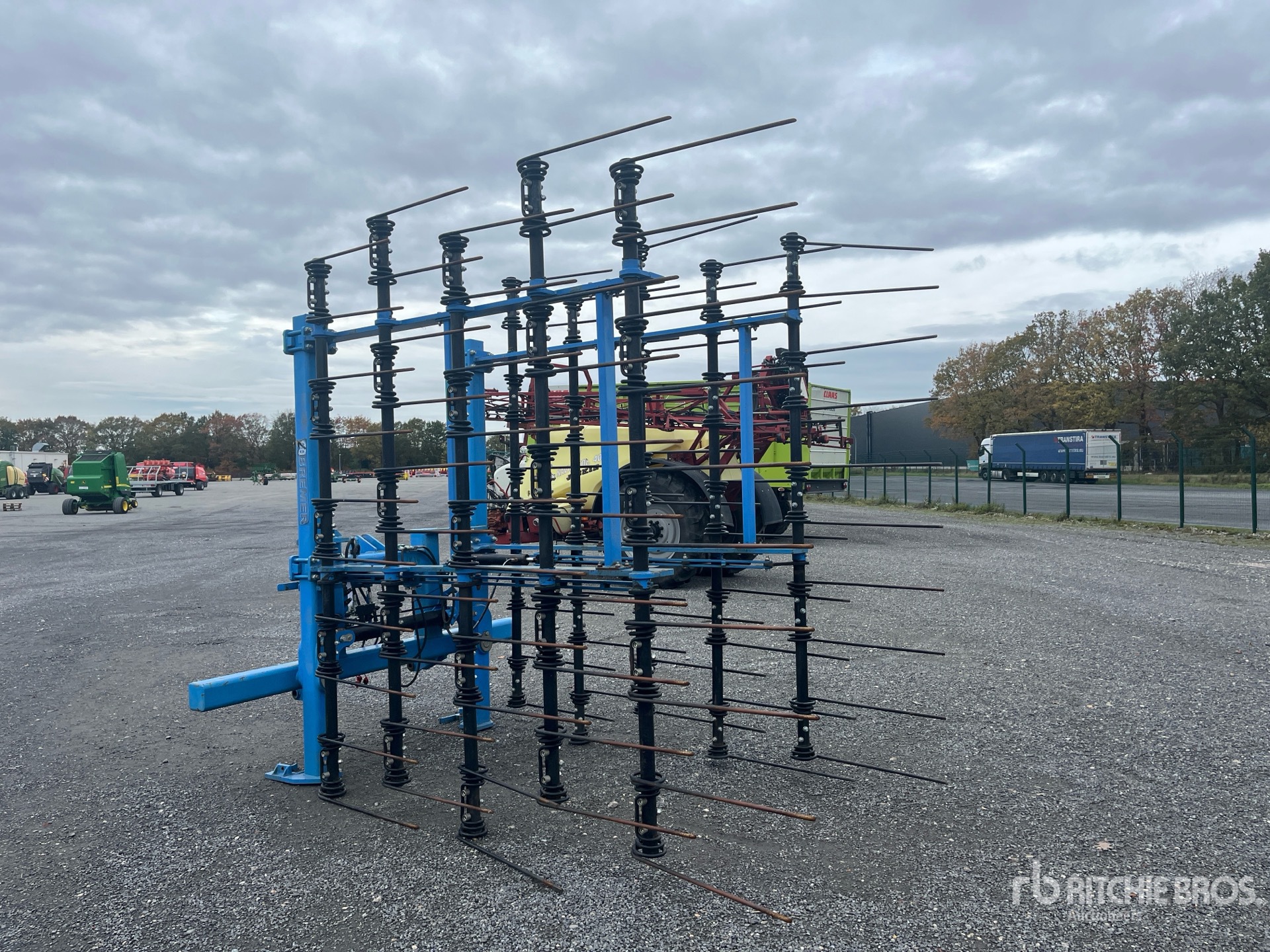 General Appearance with Bild, Ecke hinten links