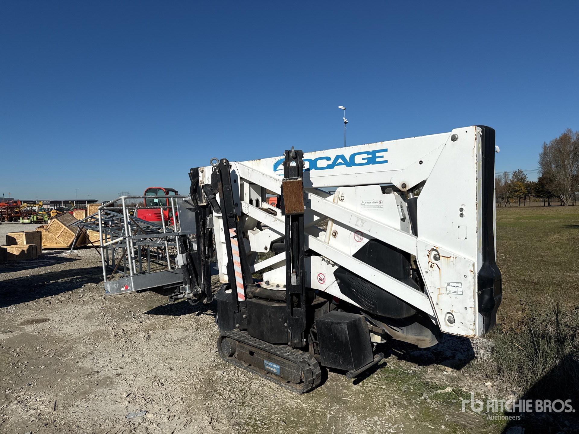 General Appearance with Picture, Left Rear Corner