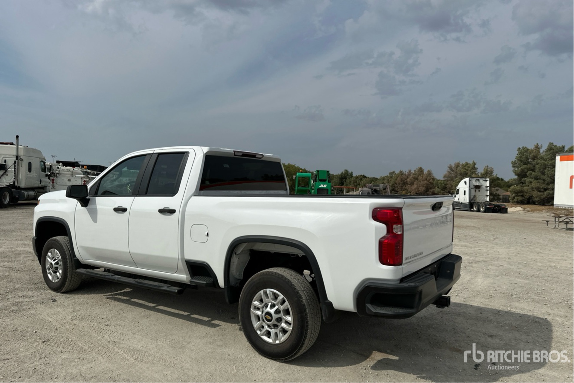 General Appearance with Picture, Left Rear Corner