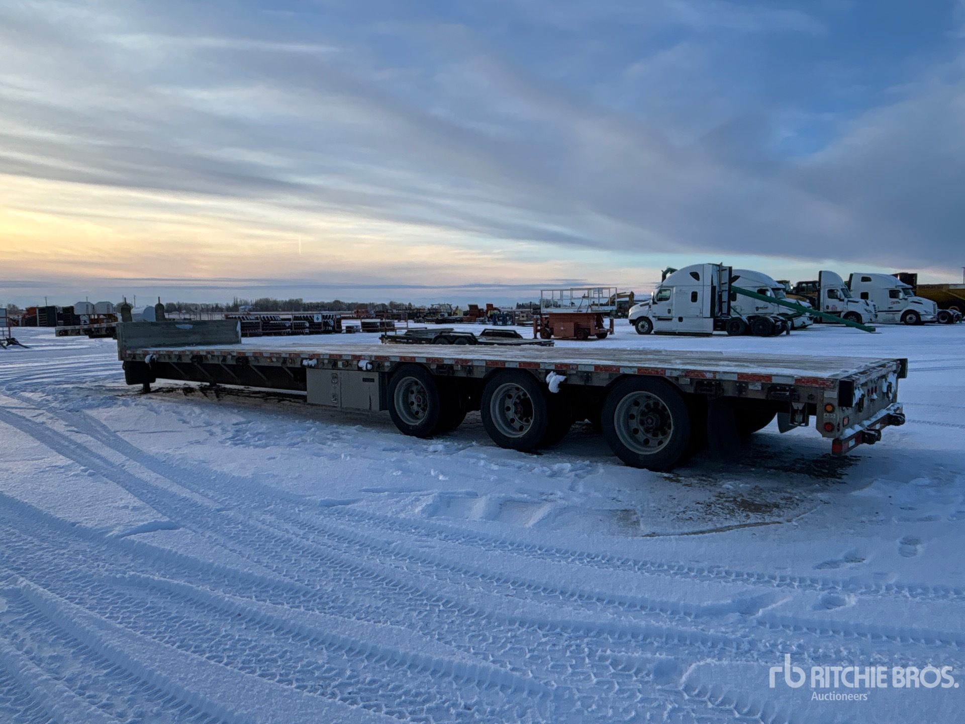 General Appearance with Imagen: esquina trasera izquierda