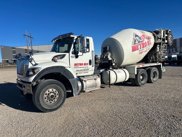 2016 International 7600 8x4 Mixer Truck