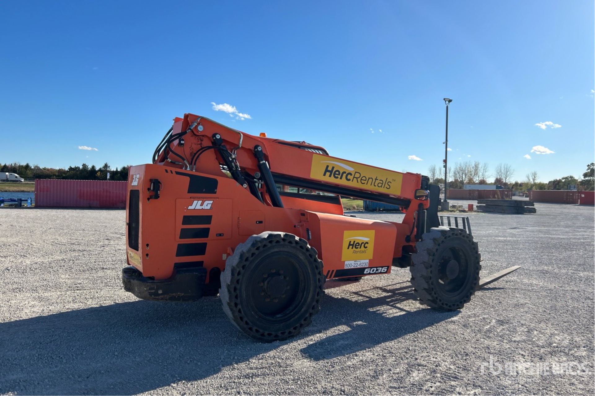 General Appearance with Picture, Right Rear Corner