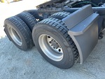 4 Underbody - Truck with 