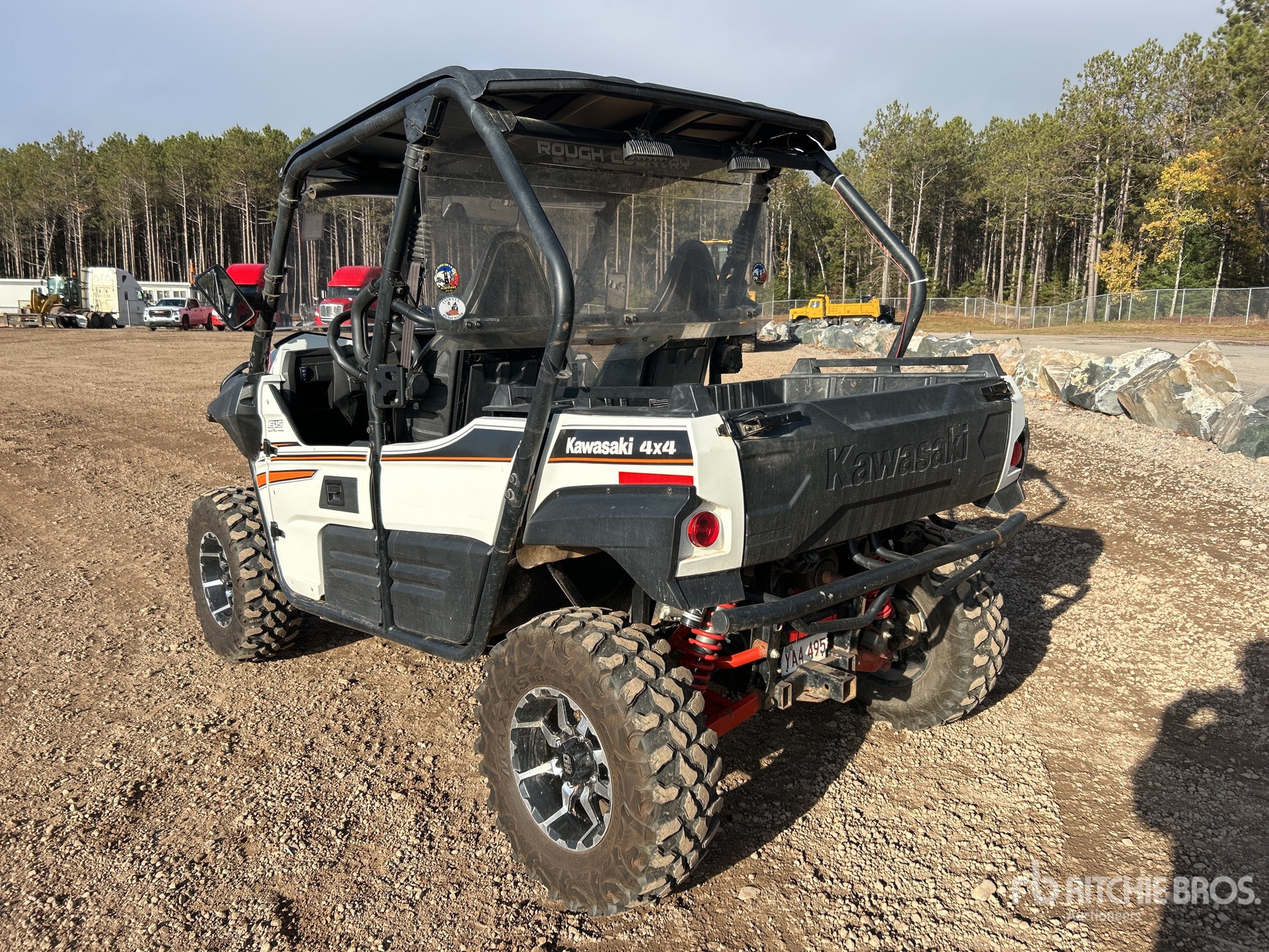 General Appearance with Picture, Left Rear Corner