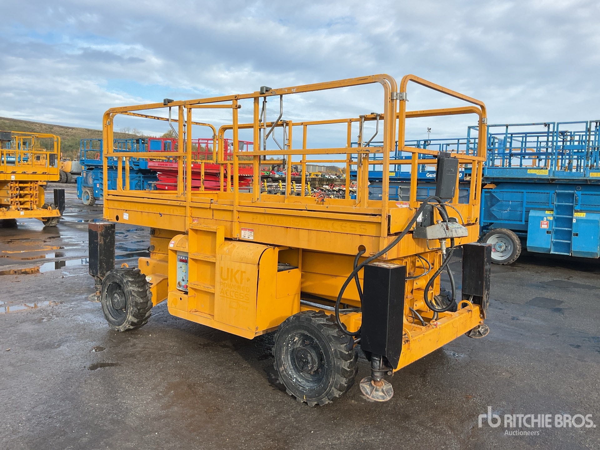 General Appearance with Picture, Right Front Corner