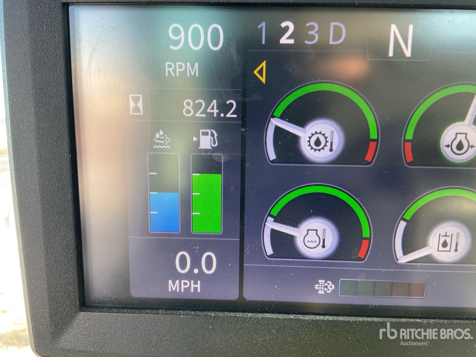 General Appearance with Horímetro / Odómetro