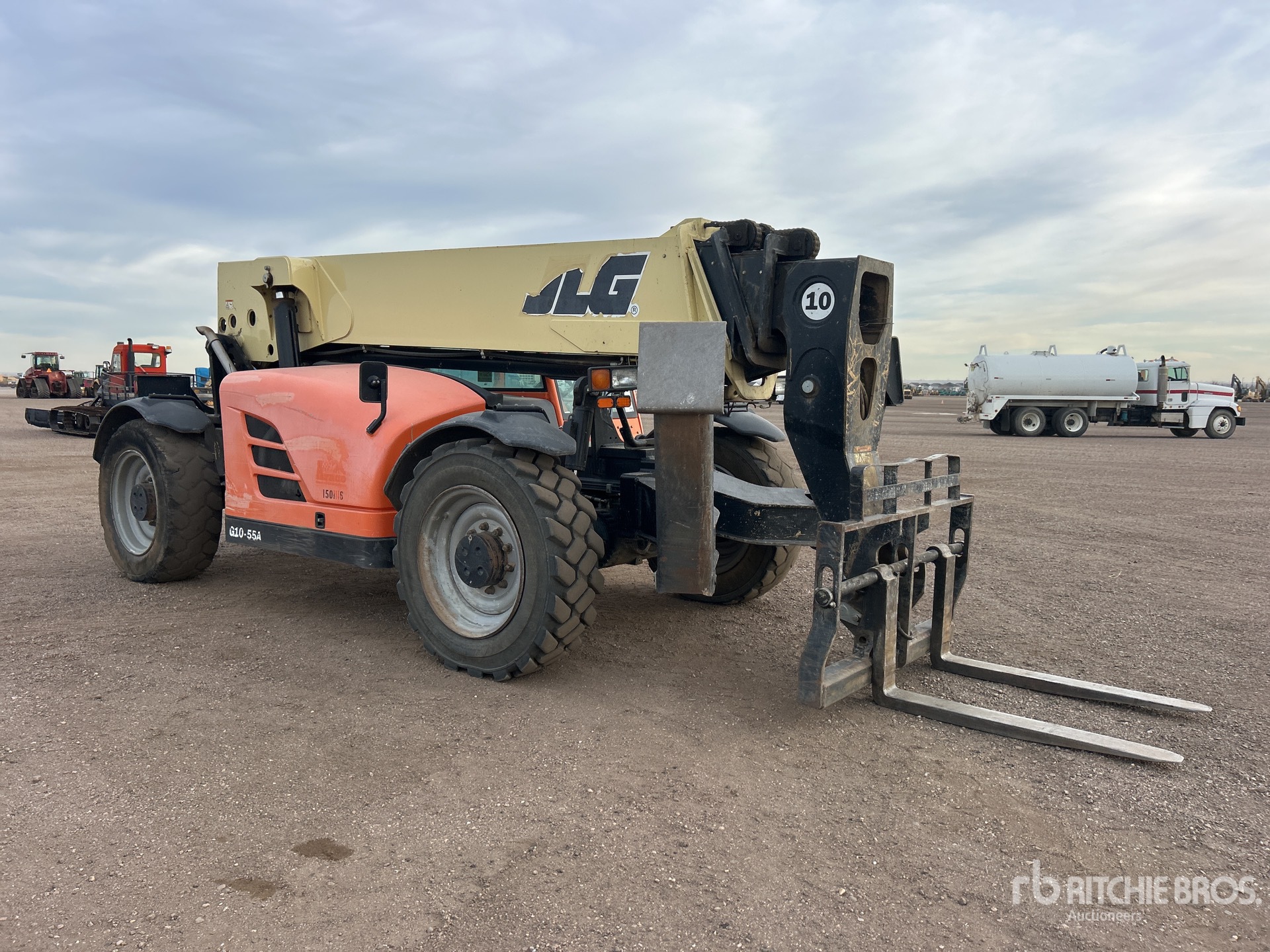 Aspect général with Image, coin avant droit