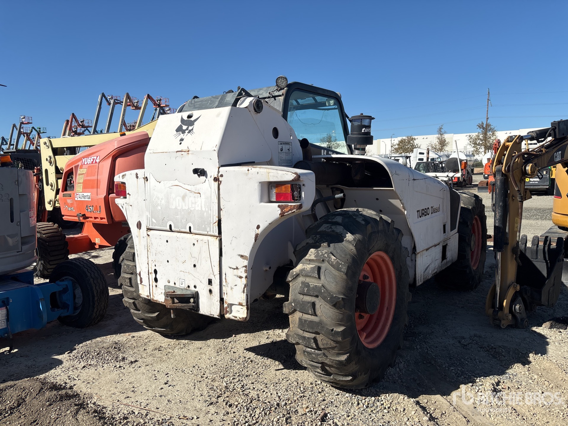 General Appearance with Imagen: esquina trasera derecha